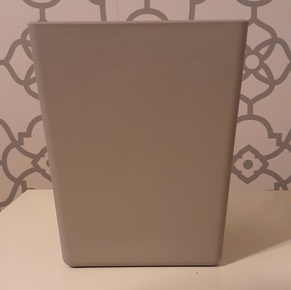 Fabulous Grey Heavy Square Glass Vases-Set of 2 - Picture 3 of 4